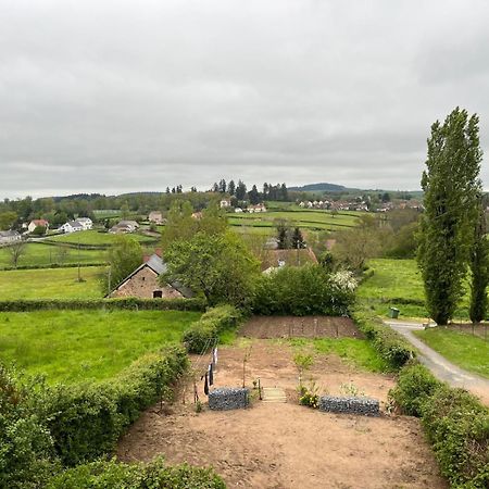 Domaine Du Pavillon Gite 15 Personnes Issy-l'Eveque 外观 照片